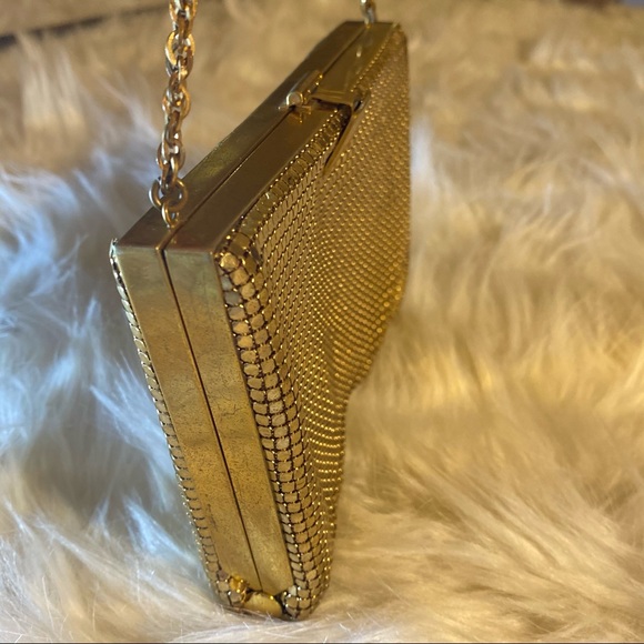 VTG Made in USA Mesh Whiting & Davis Co Clutch - Picture 5 of 15